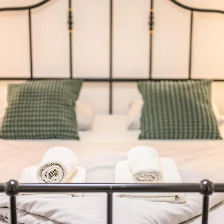 The Darling Loft Apartment